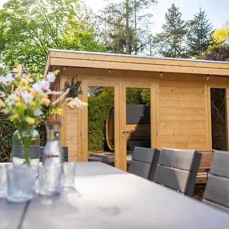 Luxe Wellnesshuis Op De Veluwe בית נופש