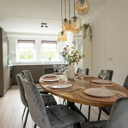 Luxe Wellnesshuis Op De Veluwe לונטרן