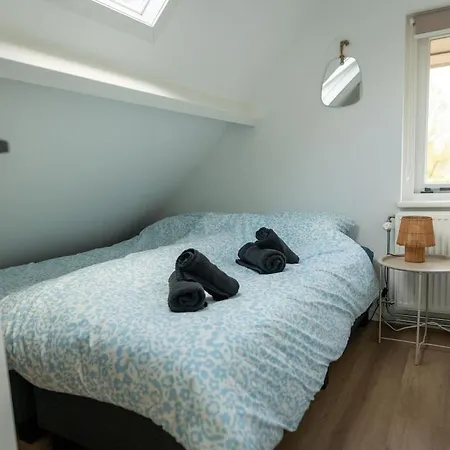 Luxe Wellnesshuis Op De Veluwe בית נופש לונטרן